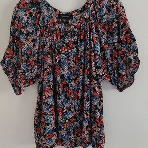 Karen Kane floral top